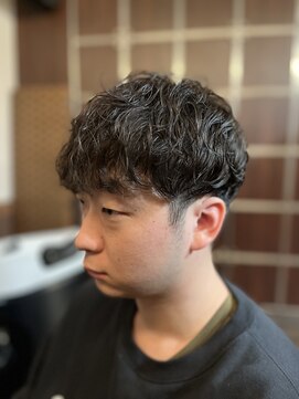 ビービードットコム/0084(BB.com/0084) “柔らかい質感“が特徴のシャドウパーマ