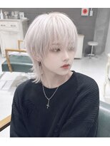 デイズ(days) ブリーチホワイトアッシュシルバーカラー/ロングウルフ 原宿