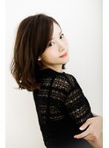 大人クラシカルな伸ばしかけボブ