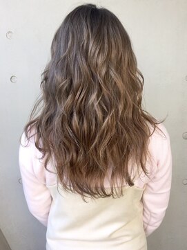 リリアン 表参道(relian) 透明感ならベージュカラー