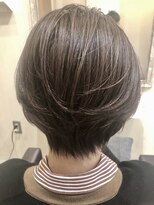 ザシラ(THE SIRA)&nbsp;襟足が綺麗大人ショート