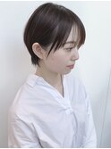 黒髪マッシュショート耳かけ前髪ありサイドバング20代30代40代