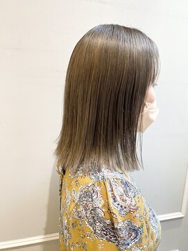 ネオリーブギンザ 銀座店(Neolive GINZA) 切りっぱなし　ミルクティーグレージュ　ブリーチ