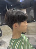 【men'sカット＋パーマ】絶壁解消★センターパート/新出奈津樹