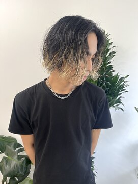 ピープスアンドスー 表参道 渋谷(Peeps&Suu.) メンズカット マンバン パーマ バレイヤージュ ハイライト