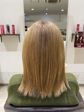 デザイニングヘアードゥ(designing hair Deux) ミディアムベージュカラー 【ブリーチオンカラー/ハイトーン】