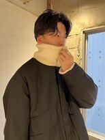 アン モラ(Un mora)&nbsp;ニュアンスパーマ/センターパート/毛流れ