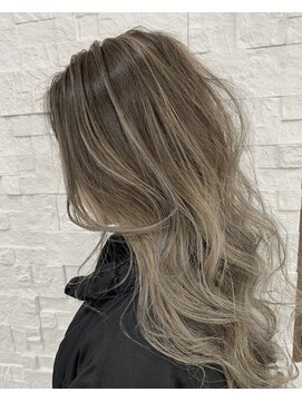 グラムアッシュ(GLAM ASH) 外国人風バレイヤージュ