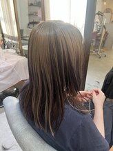 【アンブレラカラー】ダメージレスにデザインカラーを楽しみたい方におすすめ