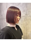 ワインレッド×ストレートボブ