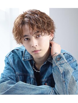 波打ちツイストスパイラルパーマ