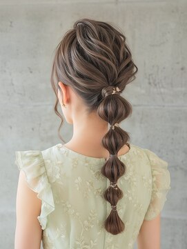 フォームフォローズファンクション 本郷(FORM FOLLOWS FUNCTION) くびれポニーバブルアレンジ
