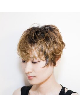 ナチュラアヴェダ(naturA AVEDA) ベリーショート/ショート/ニュアンスカラー/ニュアンスパーマ