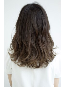 ヘアーアンドエステティック ヴェリス(hair&esthetic Velis) 【Velis】アッシュグレーグラデーションカラー♪