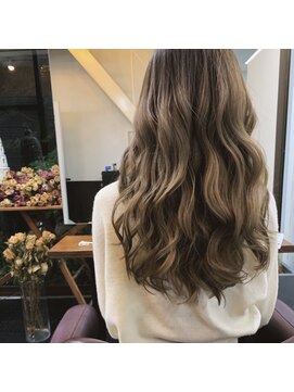 アン シュシュ(un chouchou) バレイヤージュカラー