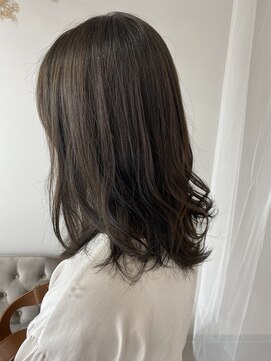 ユルフ(yulf) 大人っぽくなれる"ヌーディーブラウン"[津市/津駅/久居/久居駅]