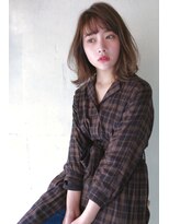 コンビネーション(combination)&nbsp;レイヤーボブ　透明感カラー　毛先カール　前髪カール