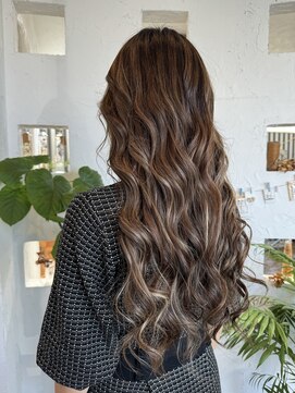 ソンリエ 青竹店(SONRiE) キャラメル風ハイライトカラー