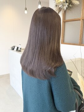エメ 小山(Aimer) イルミナカラーで作るグレージュ