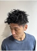 スパイキーツイストパーマツーブロックメンズ