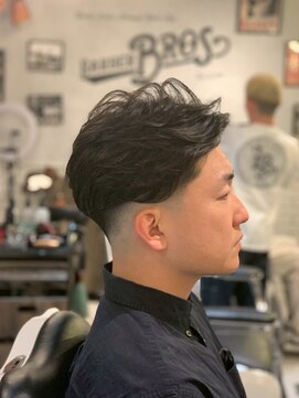バーバーブロス 長堀店(BARBER BROS) 【BarBerBROS】ニュアンスパーマ　毛流れヘア