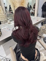 キティー サカエ(kiti SAKAE)&nbsp;レイヤーカット×ボルドー◎