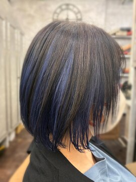 アンフィ 南町田(Anphi) アンブレラカラー インディゴブルー ボブ エヌドット