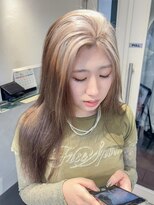 テトラ バイ ネオリーブ 横浜西口店(tetra by neolive)&nbsp;☆ルーツカラーデザインカラーブリーチレイヤーカット