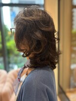 サロンイクエヤマザキ 文京(SALON IKUE YAMAZAKI)&nbsp;レイヤーカットスタイル パーマでカール感出して