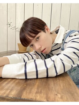 モーメント(a moment) ミニマムショートxブラウン