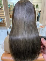 リンクル 自由が丘(lincle)&nbsp;オリーブグレー　オリジナル髪質改善プレミアムトリートメント