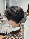 イメチェンホワイトブロンド外ハネボブ美髪ワイドバング