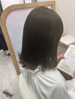 アドラーブル ココロ 新潟(adorable CoCoLo) 切りっぱなしスタイル ミディアムカット