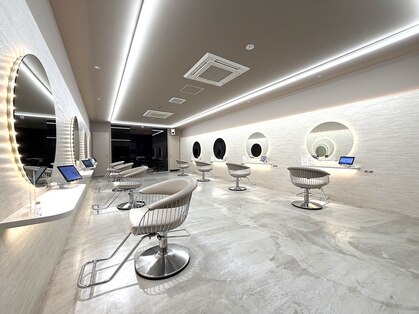 EARTH coiffure beaute 諏訪店の写真