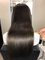 アールサロン アオヤマ(Rr SALON AOYAMA)&nbsp;プラチナミネコラストレート