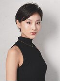 ショート　ベリーショート　暗髪　アップバング　小顔