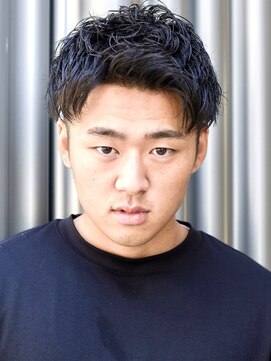 メリケンバーバーショップ コウベ(MERICAN BARBERSHOP KOBE) サイドグラデーション七三オールバックツイストパーマ