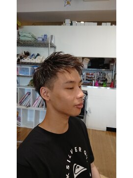 ルーツ(roots) ツーブロック ソフトモヒカン　メンズ