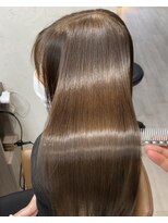 キュア 表参道(CURE)&nbsp;黒髪/グレージュカラー/ココアベージュ/ヘルシーロング[表参道]