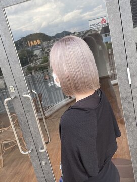 クロッカ(clocca) ホワイトベージュ