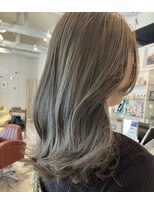 ルミ エミュー(RUMI emue)&nbsp;マットベージュ