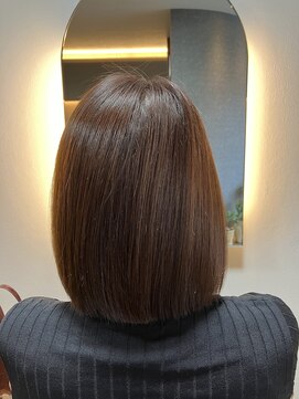 エムアンドスマート 松山(M&SMART) ナチュラルボブ