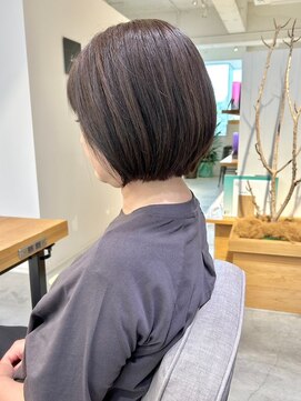 ルイス 宝塚(Luis) 宝塚/縮毛矯正ショート/ボブ/髪質改善/20代/30代/40代