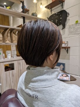 チアー ヘアリラクゼーション(cheer HAIRRELAXATION) マフラーが似合うショートヘア