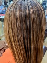 シャンプーボーイ&nbsp;白髪ぼかしハイライト