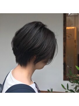 カウチ(Kauti) ドライカットショートボブ