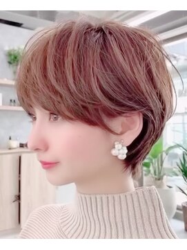 ビートルズ(BEATLES) クセ毛を生かしたショート