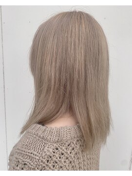 ピカソ 三川店 ミルクティーカラー