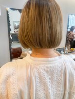 ロティー(loty)&nbsp;（miki）ミニボブ　ハイトーンカラー　束感ボブ