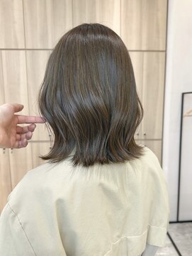 ウェイズトウキョウ 新宿店(Ways TOKYO) シークレットハイライトでつくるオリーブベージュ
